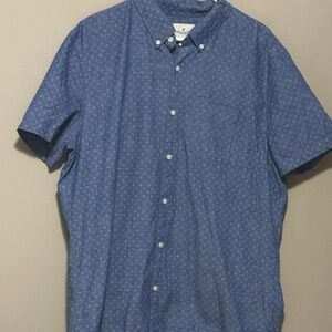 American Eagle Outfitters Navy Blue Short-Sleeve Button-Down Shirt